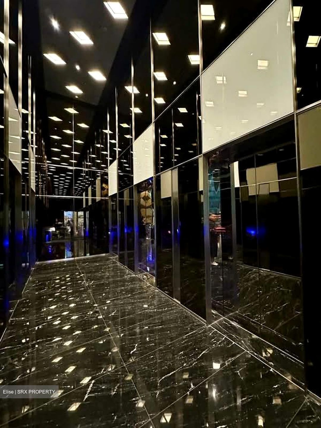 Centrium Square (D8), Office #601907451